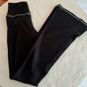 NWT Naked wardrobe sweatpants